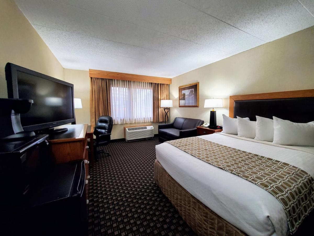 Ramkota Hotel Pierre Luaran gambar